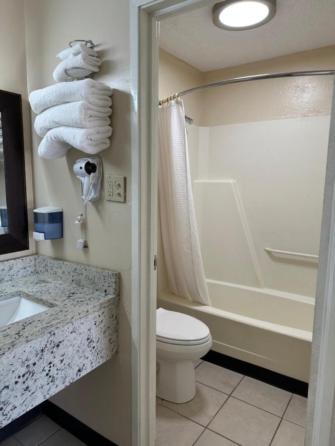 Perryton Ambassador Inn المظهر الخارجي الصورة